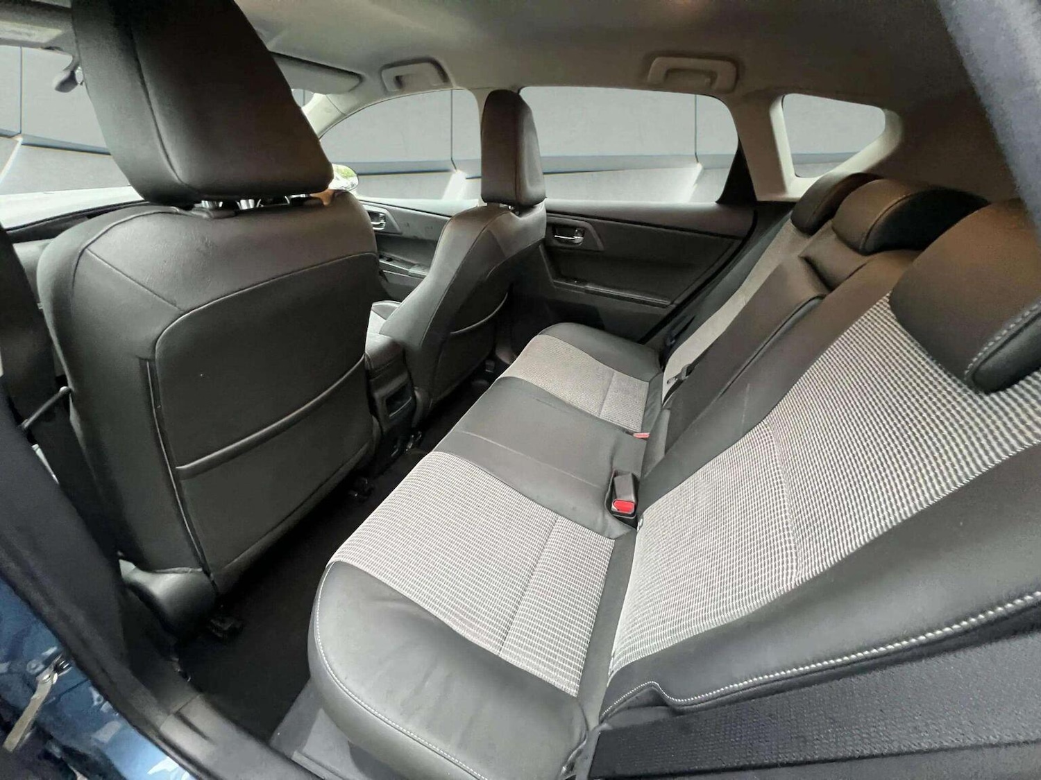 Used Toyota Auris 2017 for sale - 76566624: Photo 26