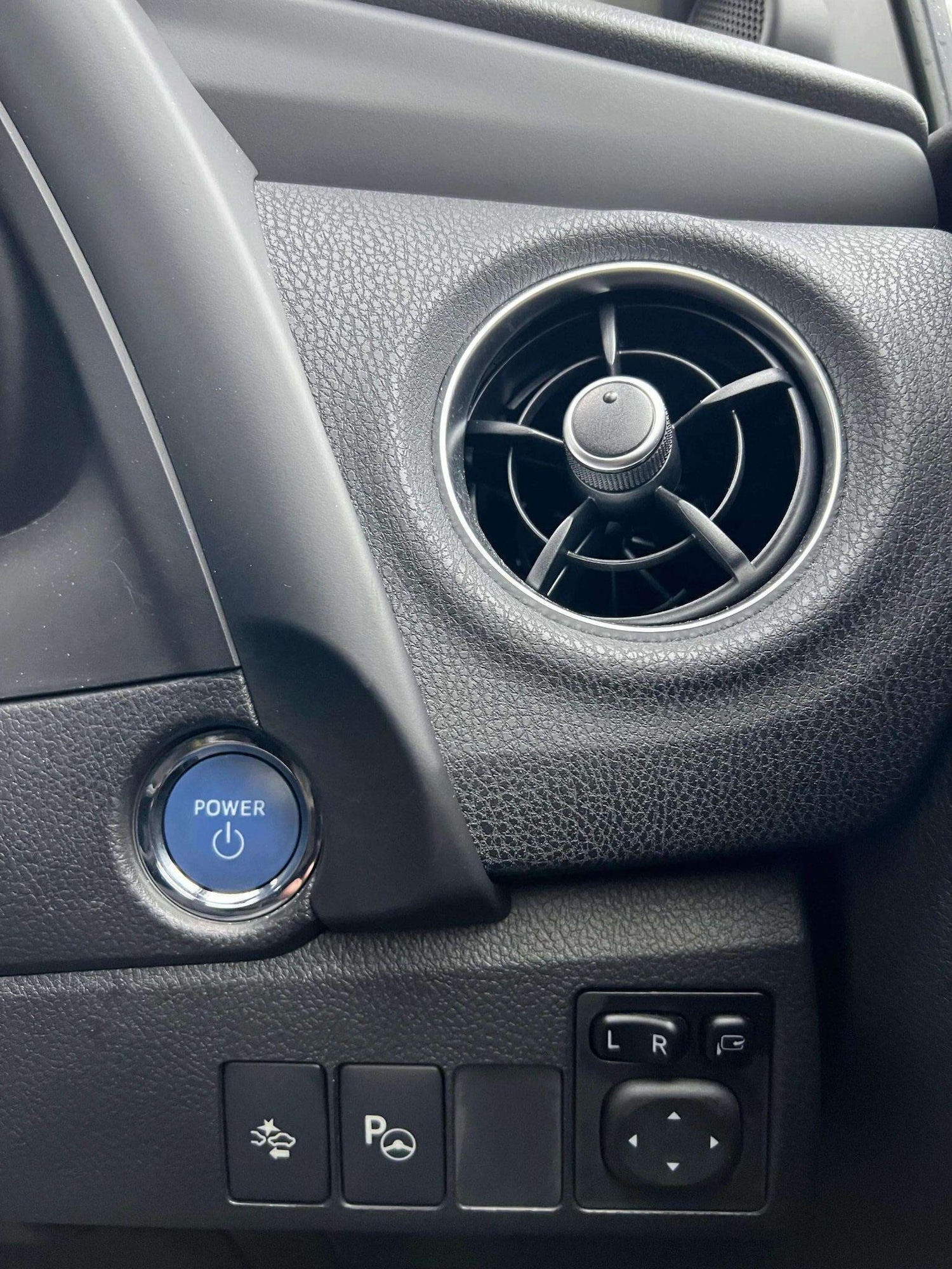 Used Toyota Auris 2017 for sale - 76566624: Photo 56