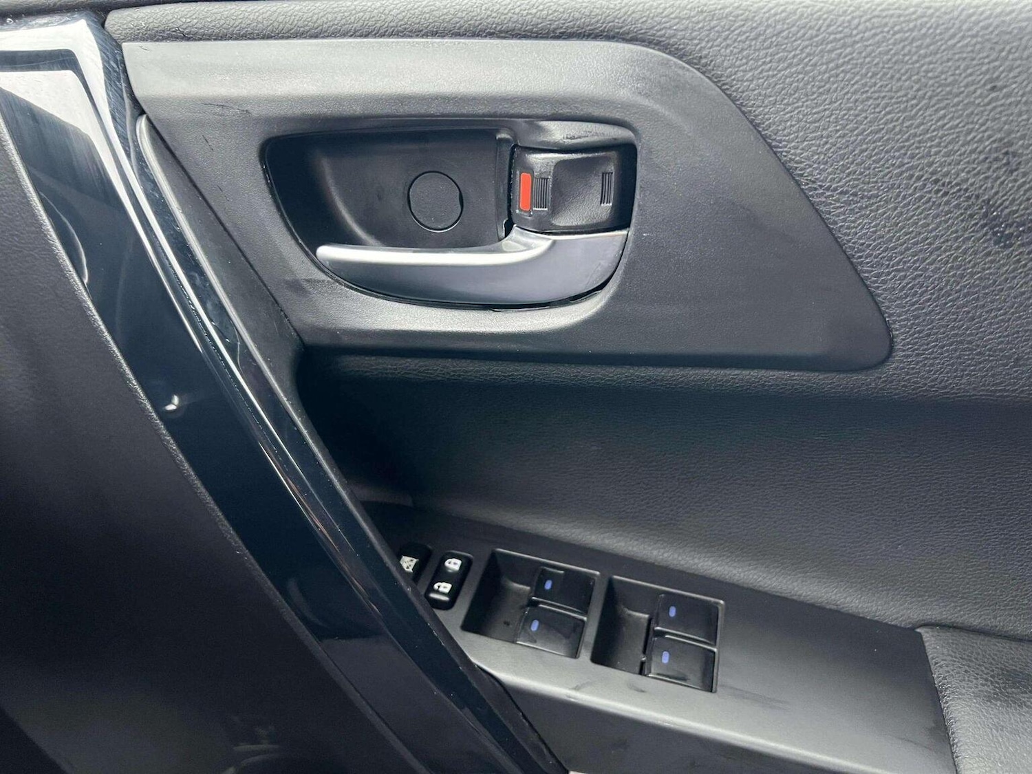 Used Toyota Auris 2017 for sale - 76566624: Photo 57