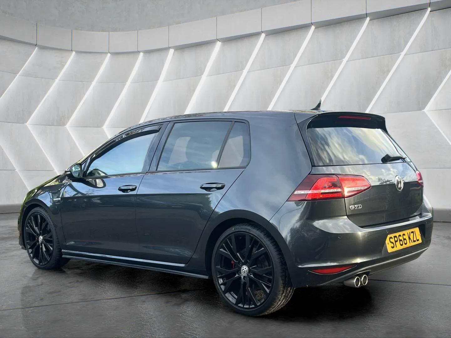 Used Volkswagen Golf 2016 for sale - 76598489: Photo 14