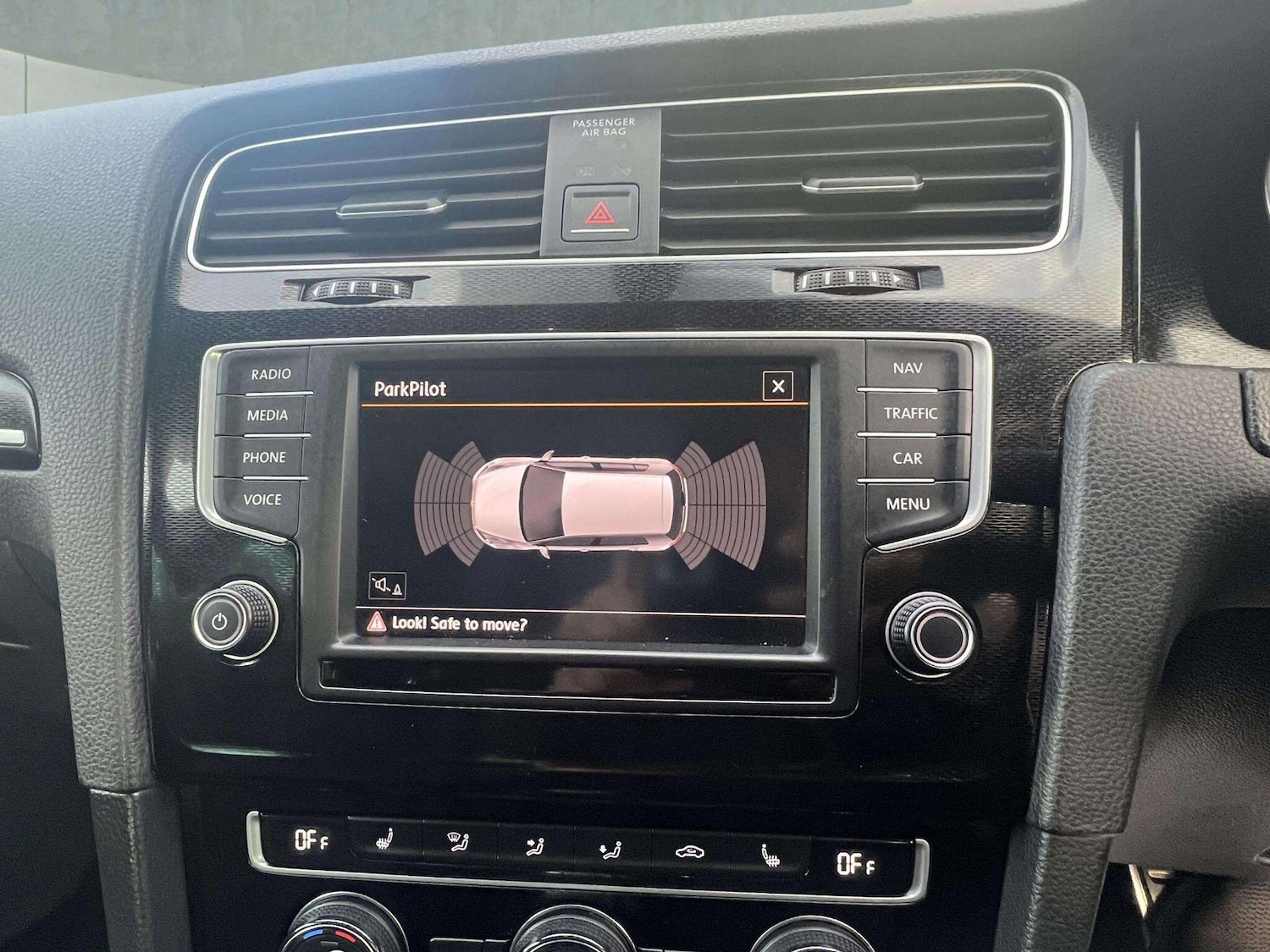 Used Volkswagen Golf 2016 for sale - 76598489: Photo 30