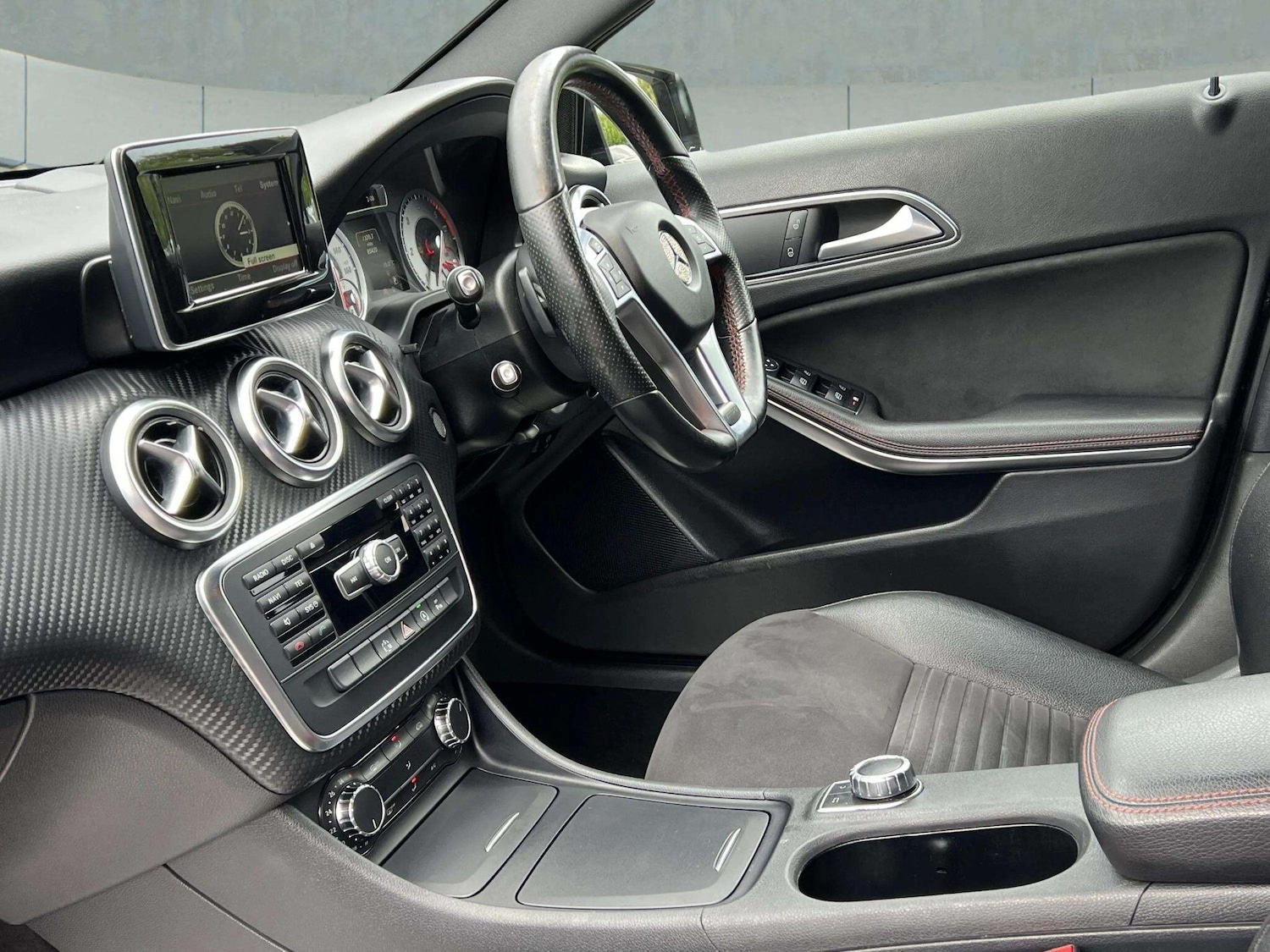 Used Mercedes-Benz A-Class 2015 for sale - 76598490: Photo 20