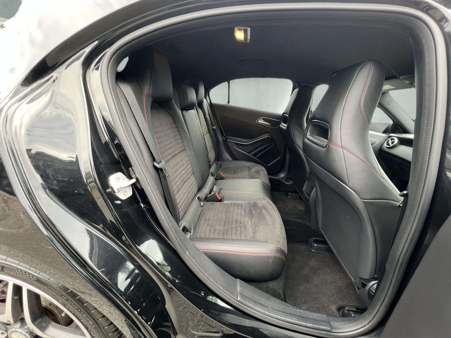 Used Mercedes-Benz A-Class 2015 for sale - 76598490: Photo 31