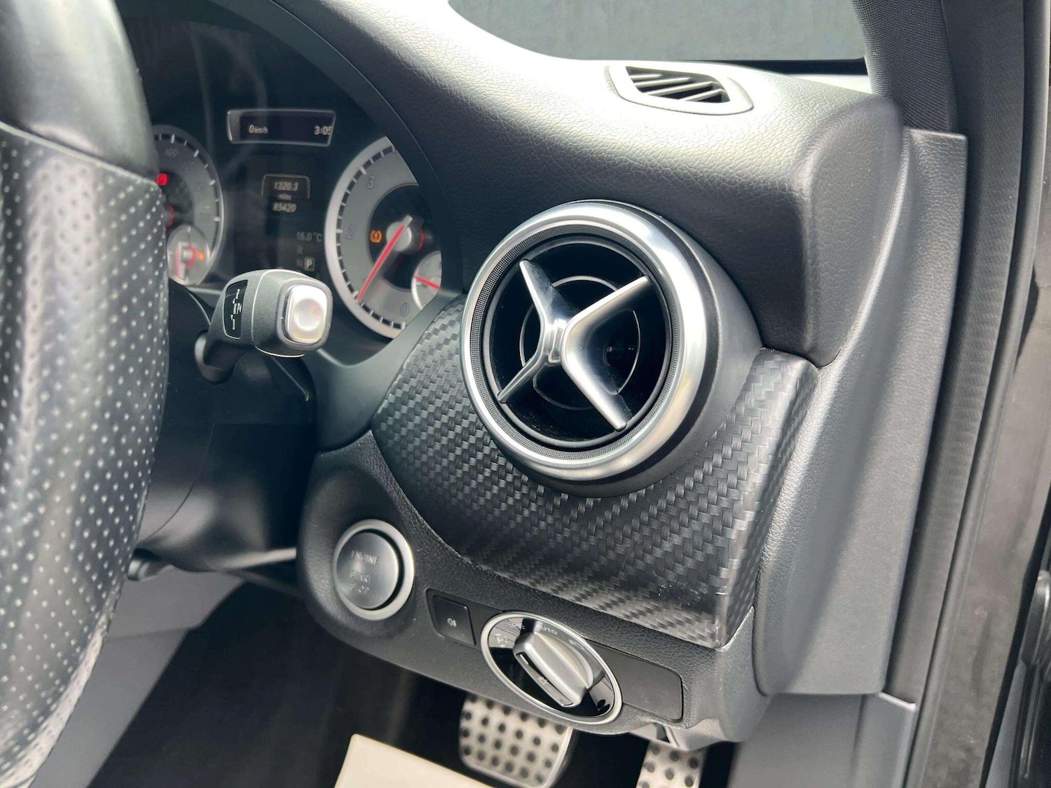 Used Mercedes-Benz A-Class 2015 for sale - 76598490: Photo 37