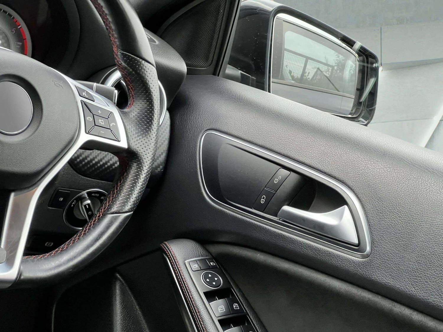 Used Mercedes-Benz A-Class 2015 for sale - 76598490: Photo 39