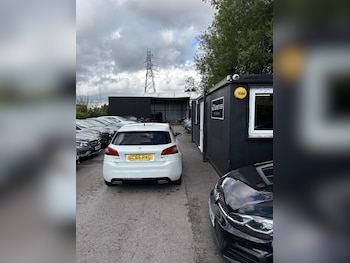 Used Peugeot 308 2016 for sale - 75391100: Photo