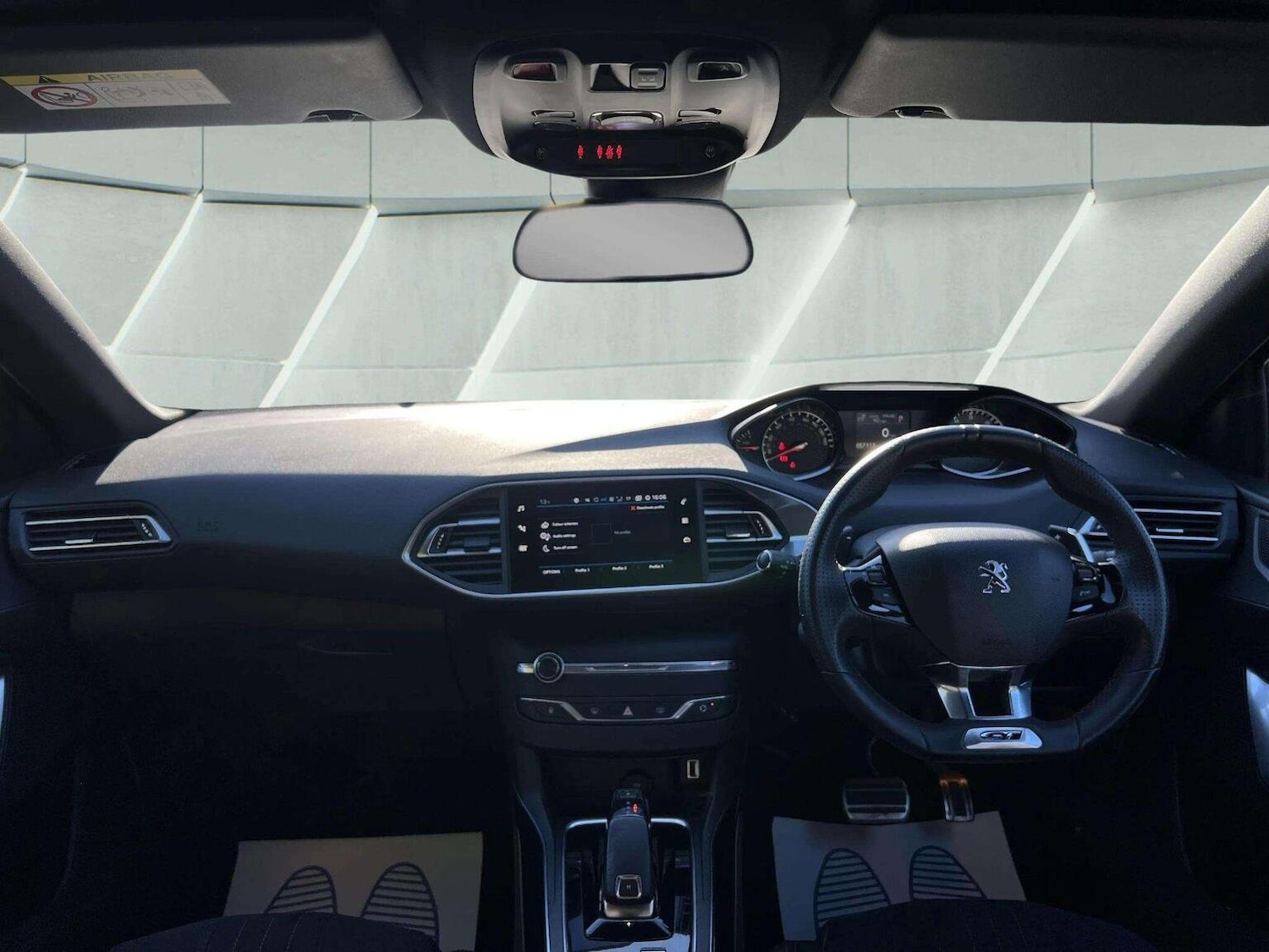 Used Peugeot 308 2017 for sale - 76566620: Photo 14