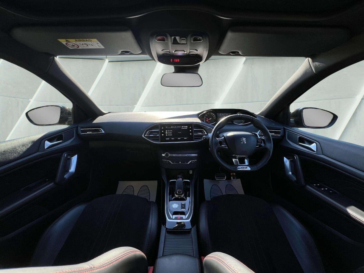 Used Peugeot 308 2017 for sale - 76566620: Photo 23