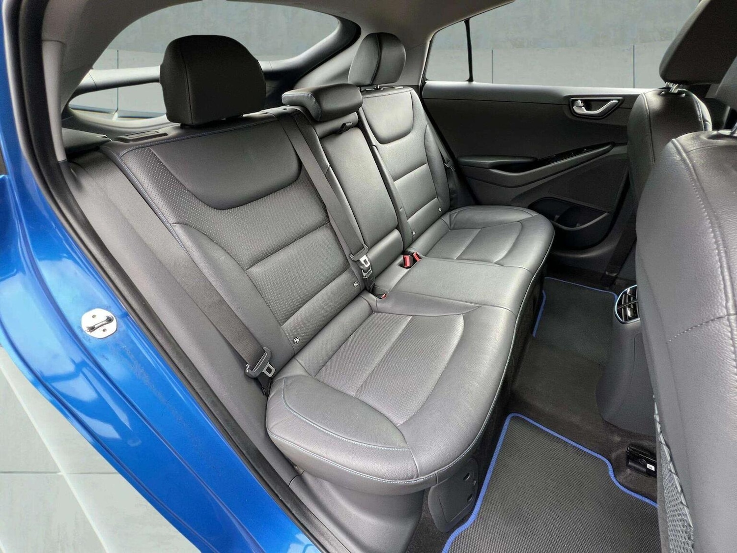 Used Hyundai IONIQ 2017 for sale - 76566640: Photo 30