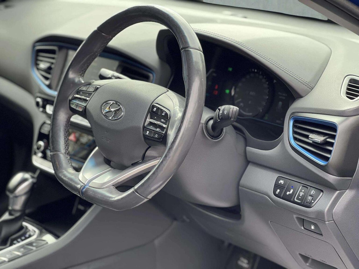 Used Hyundai IONIQ 2017 for sale - 76566640: Photo 55