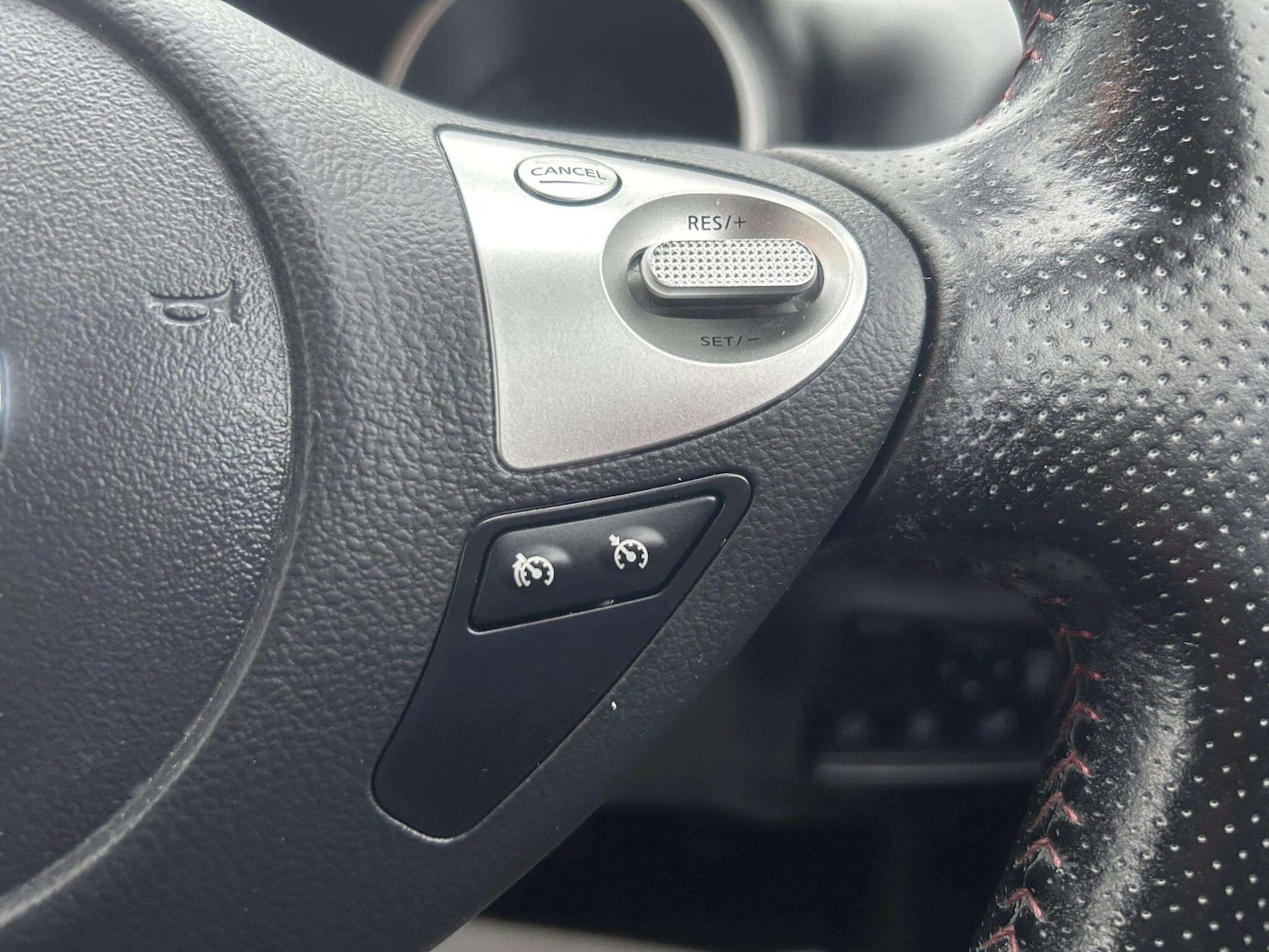 Used Nissan Juke 2016 for sale - 76715372: Photo 25