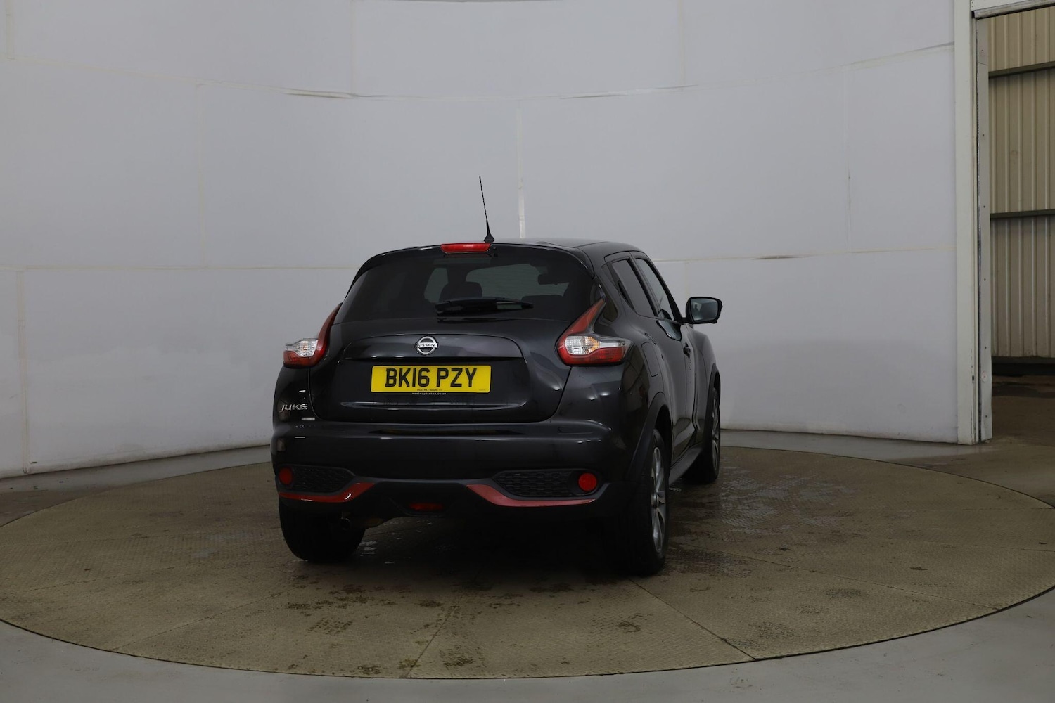 Used Nissan Juke 2016 for sale - 76715372: Photo 4