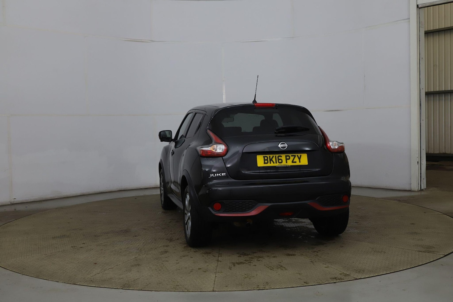 Used Nissan Juke 2016 for sale - 76715372: Photo 5