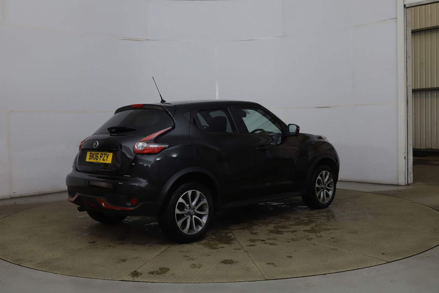 Used Nissan Juke 2016 for sale - 76715372: Photo 6