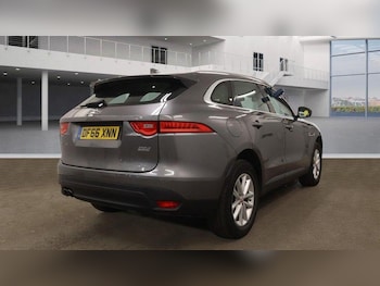 Used Jaguar F-Pace 2016 for sale - 75632869: Photo