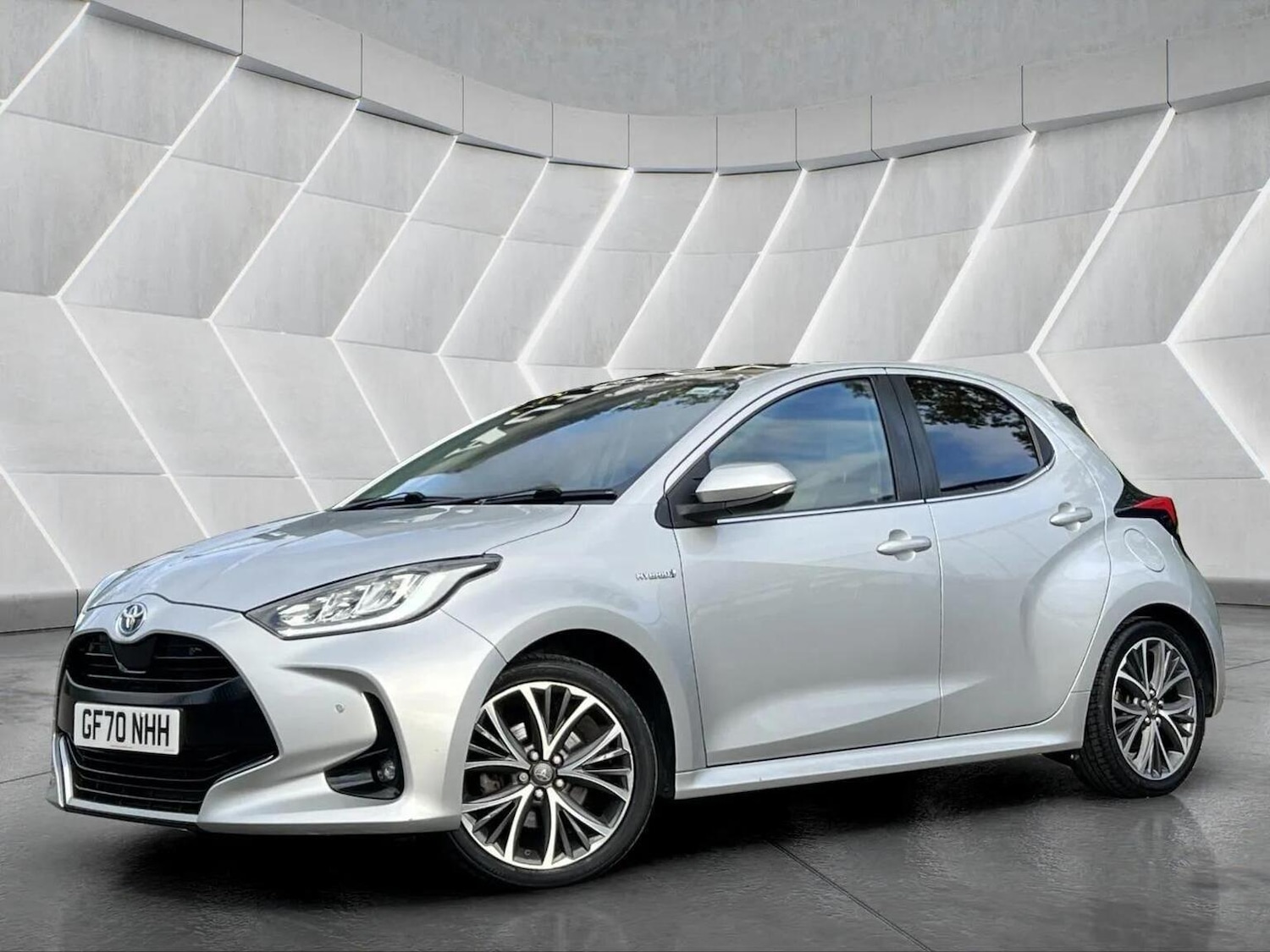 Used Toyota Yaris 2020 for sale - 76566661: Photo 1