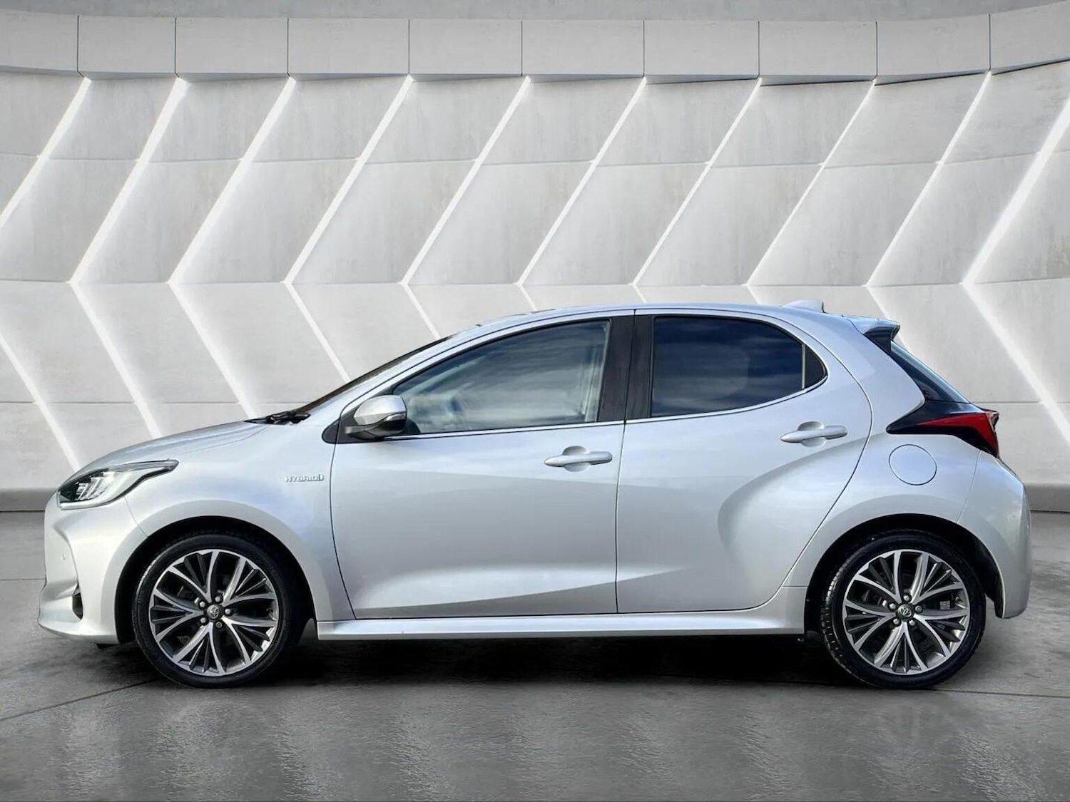 Used Toyota Yaris 2020 for sale - 76566661: Photo 11