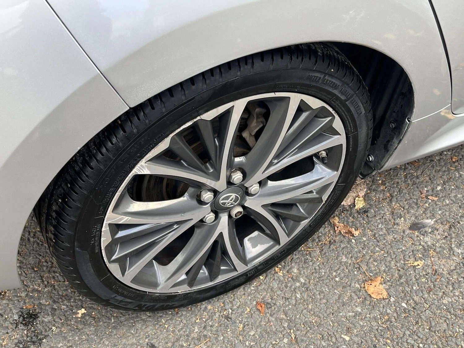 Used Toyota Yaris 2020 for sale - 76566661: Photo 41