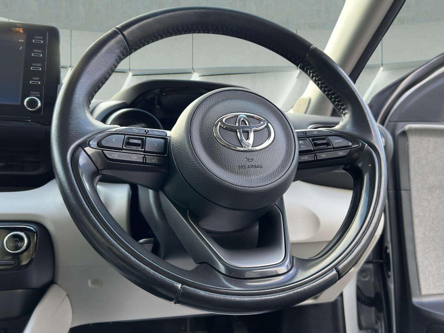 Used Toyota Yaris 2020 for sale - 76566661: Photo 48