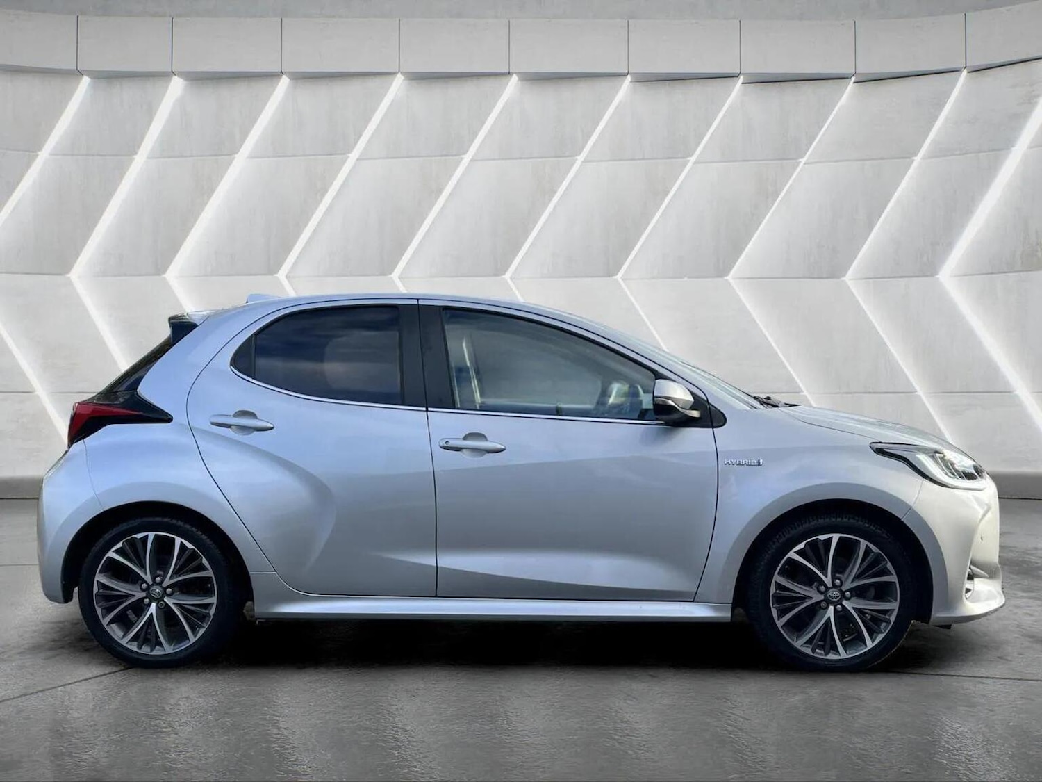 Used Toyota Yaris 2020 for sale - 76566661: Photo 5