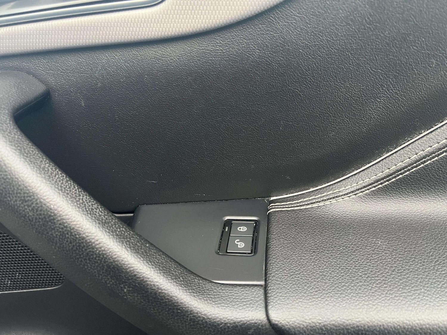 Used Jaguar F-Pace 2018 for sale - 76865908: Photo 21