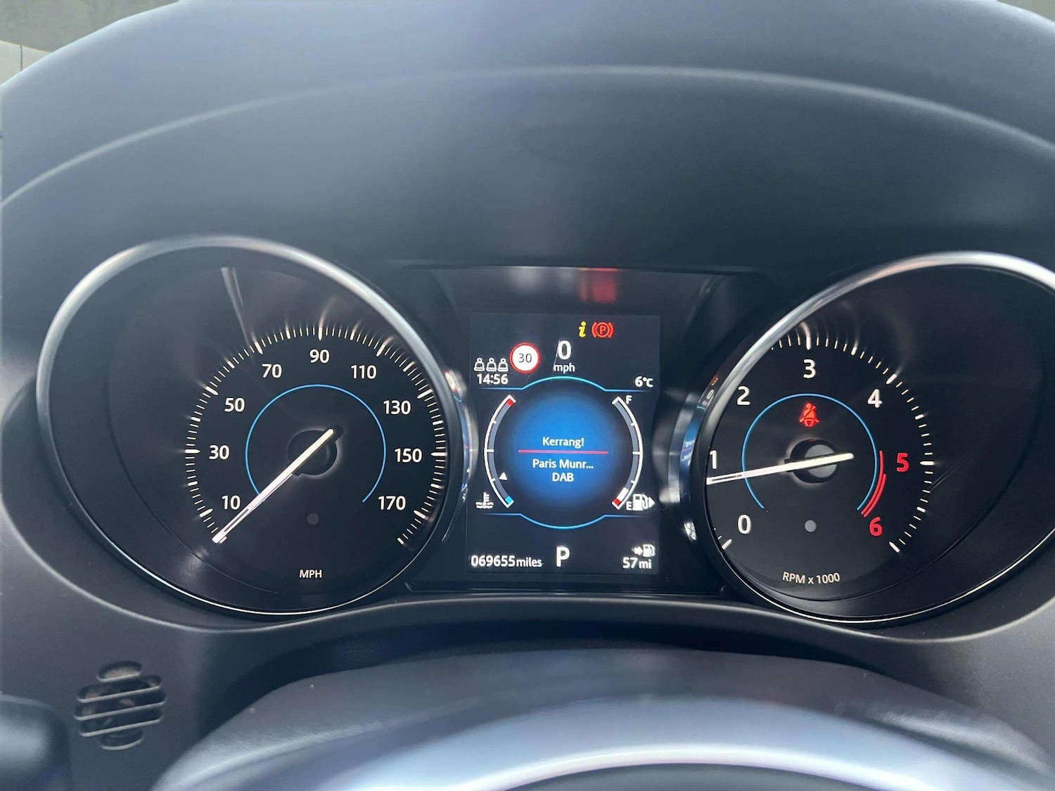 Used Jaguar F-Pace 2018 for sale - 76865908: Photo 24