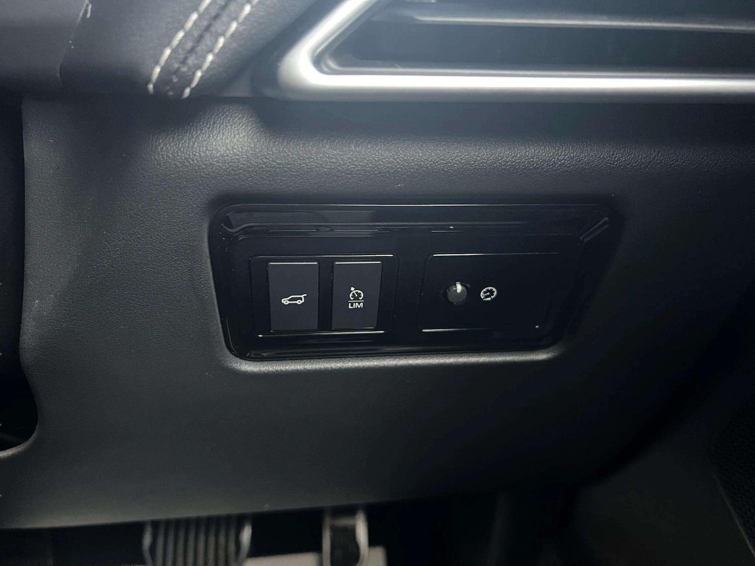 Used Jaguar F-Pace 2018 for sale - 76865908: Photo 29