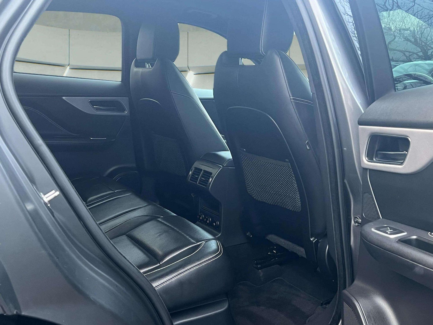 Used Jaguar F-Pace 2018 for sale - 76865908: Photo 37