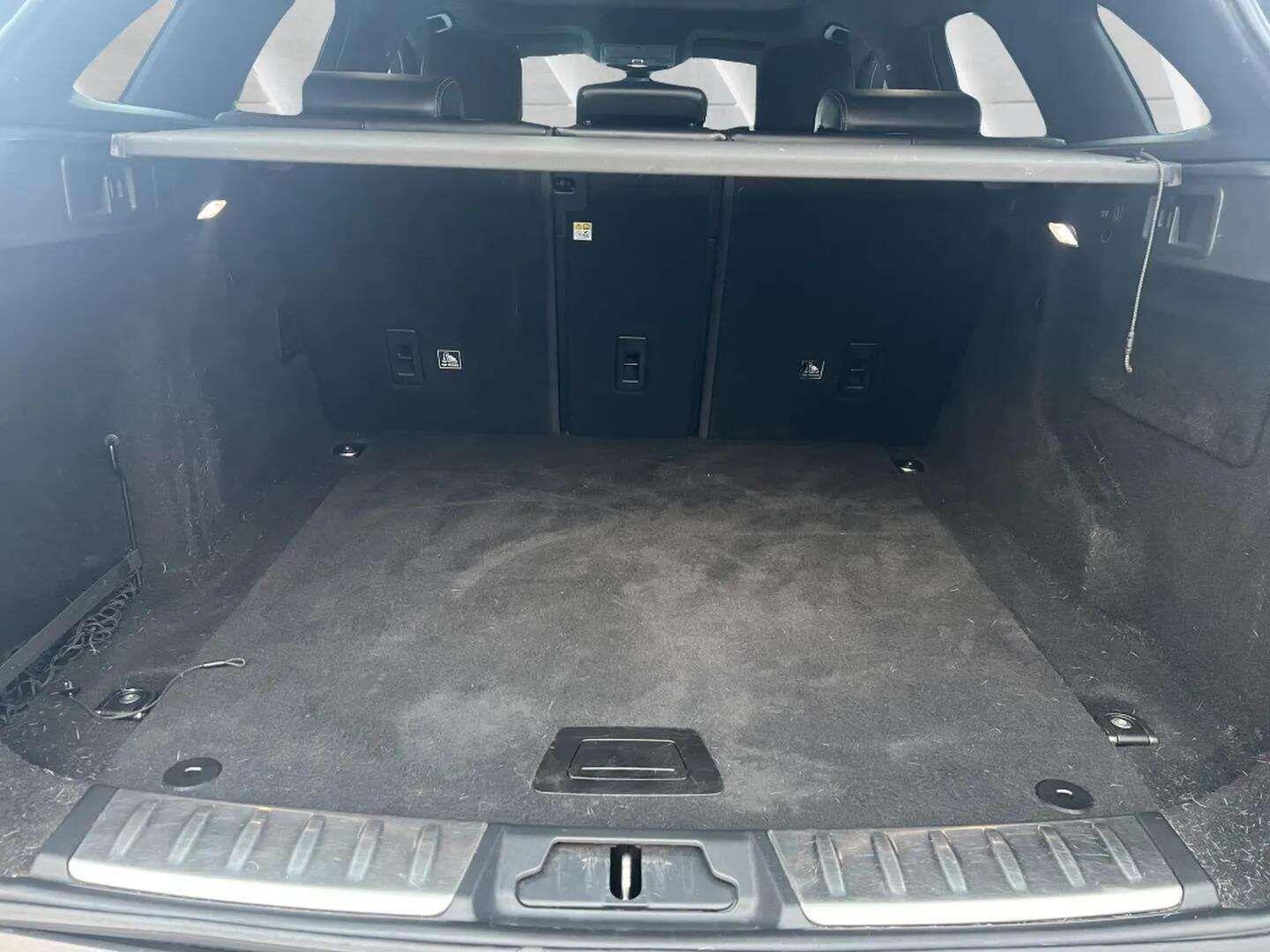 Used Jaguar F-Pace 2018 for sale - 76865908: Photo 45