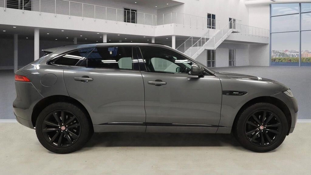 Used Jaguar F-Pace 2018 for sale - 76865908: Photo 5