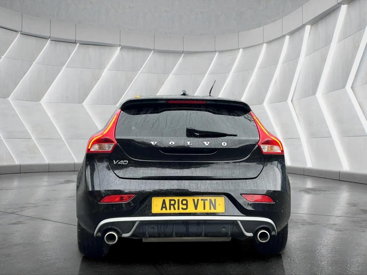 Used Volvo V40 2019 for sale - 76598460: Photo 12