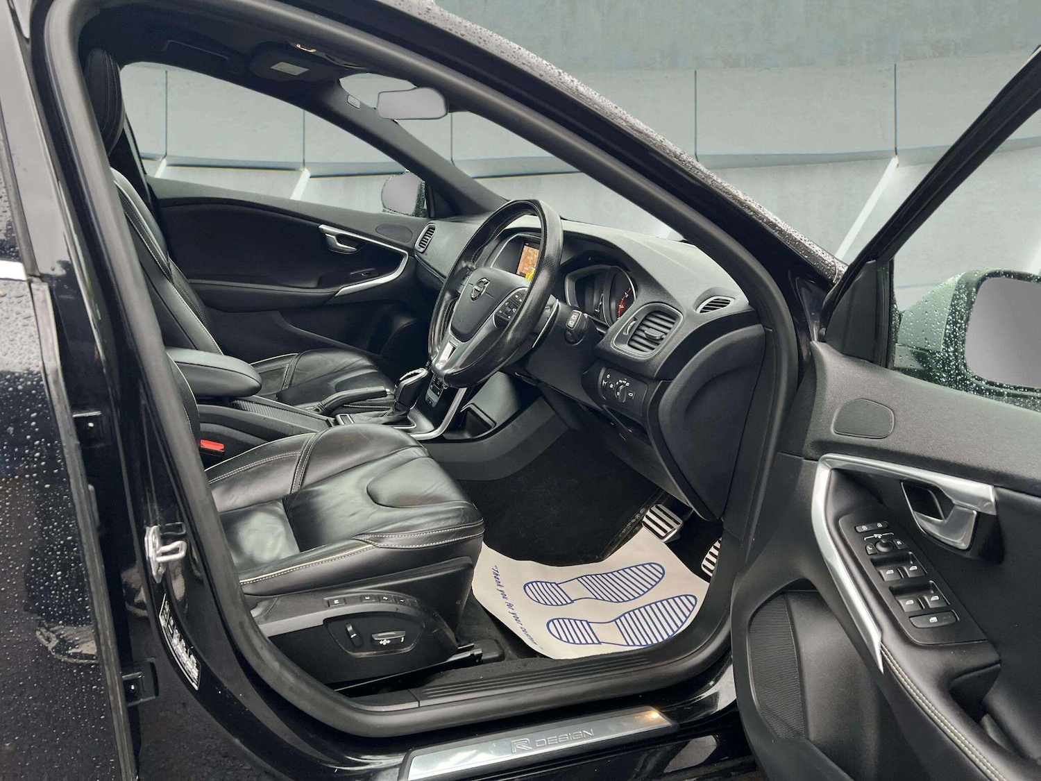 Used Volvo V40 2019 for sale - 76598460: Photo 18