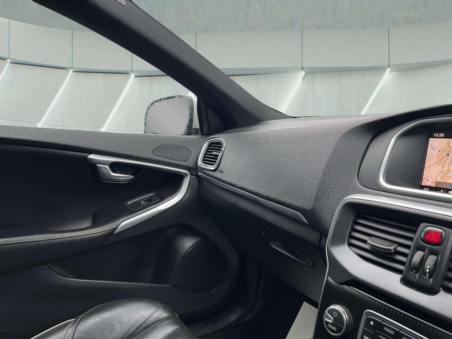 Used Volvo V40 2019 for sale - 76598460: Photo 36