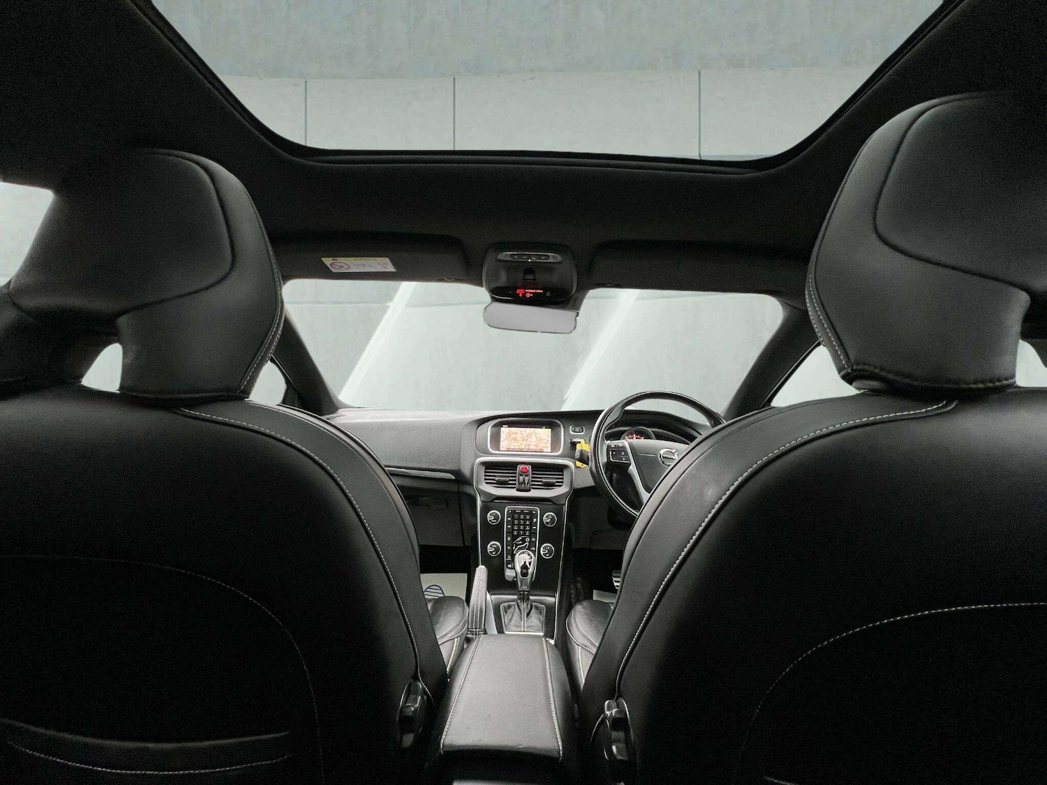 Used Volvo V40 2019 for sale - 76598460: Photo 50