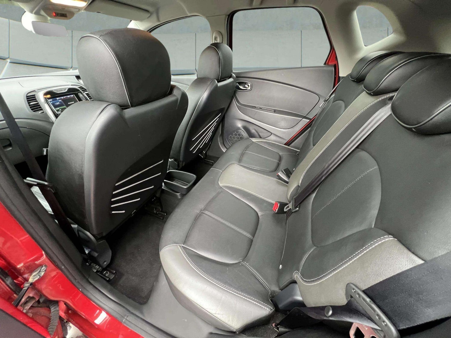 Used Renault Captur 2016 for sale - 76598461: Photo 36