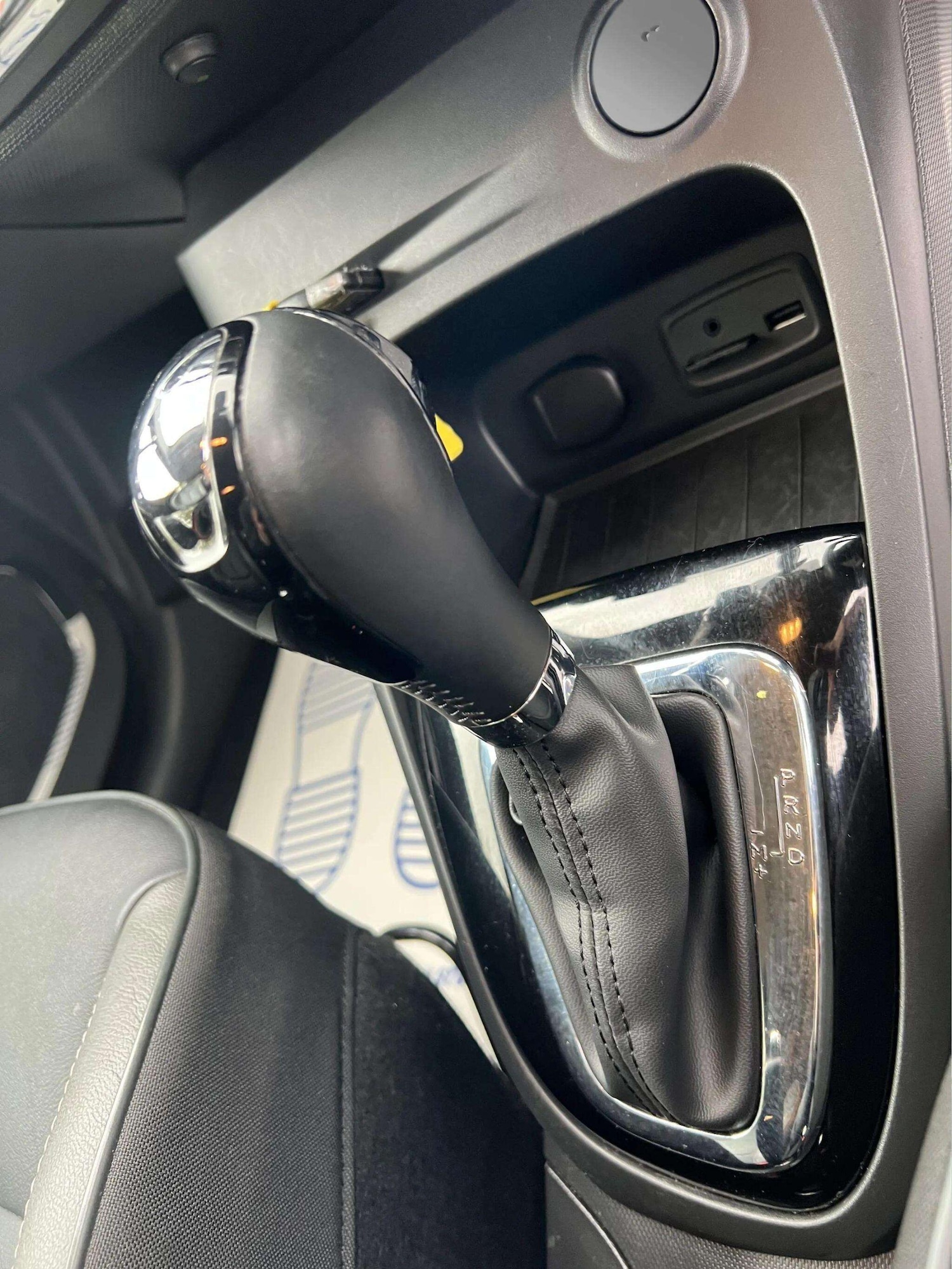 Used Renault Captur 2016 for sale - 76598461: Photo 64