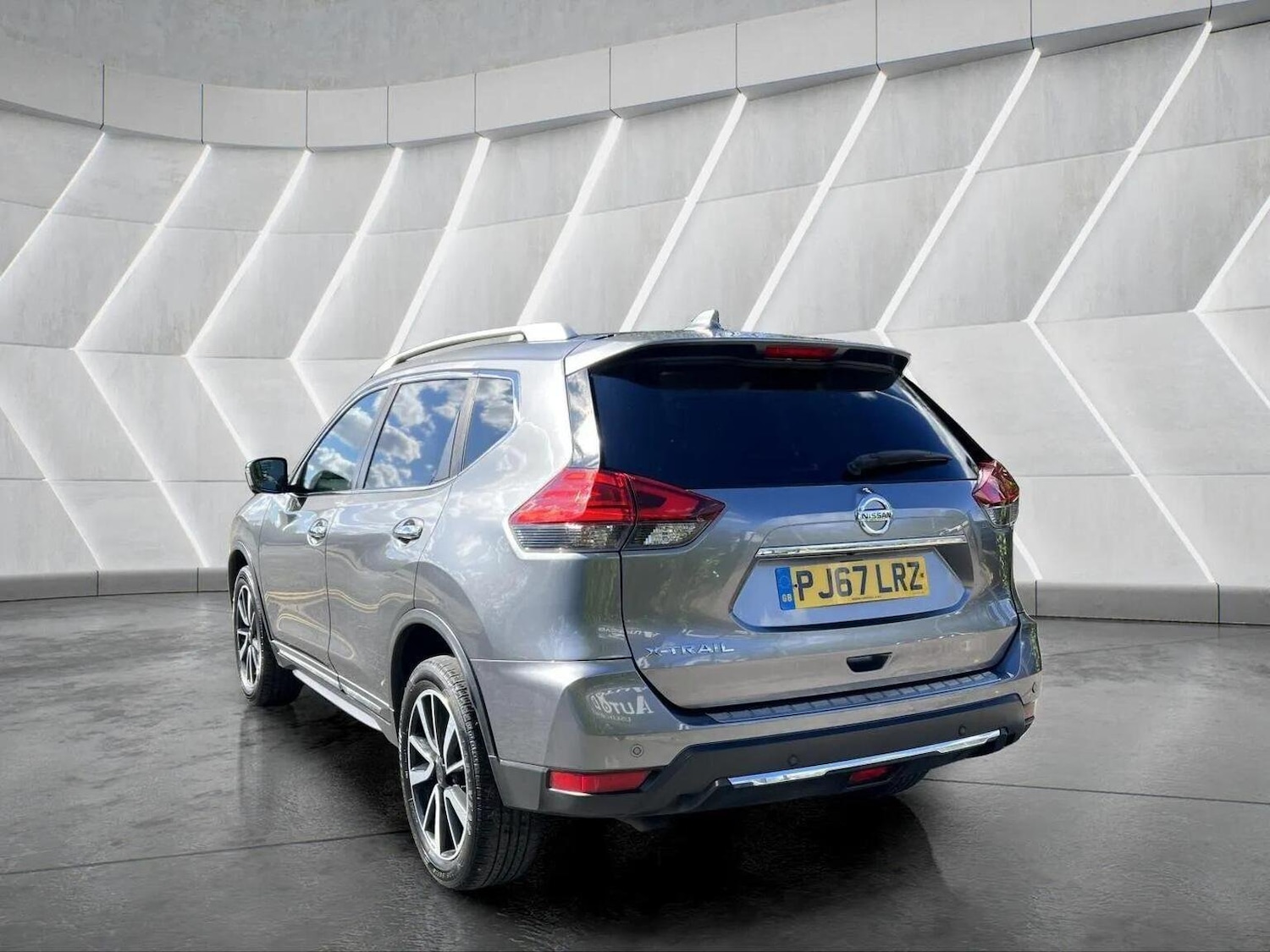 Used Nissan X-Trail 2017 for sale - 76566605: Photo 12