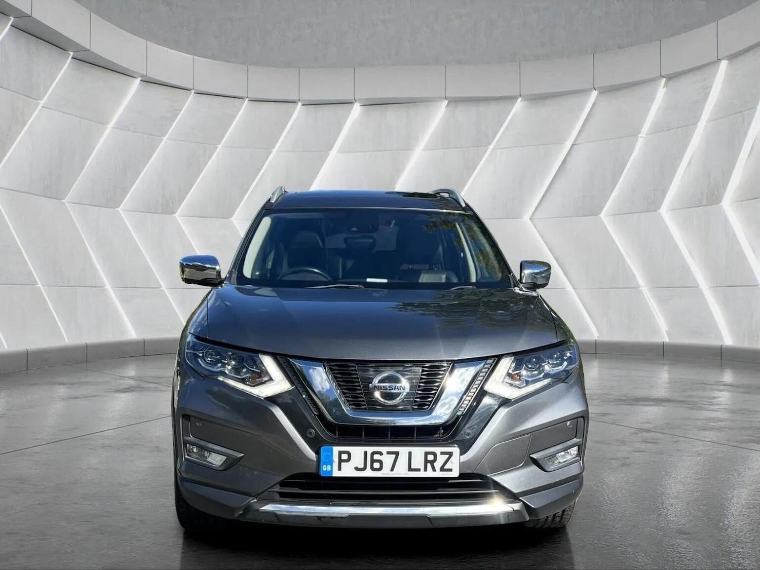 Used Nissan X-Trail 2017 for sale - 76566605: Photo 2