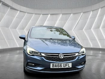 Used Vauxhall Astra 2017 for sale - 76566606: Photo
