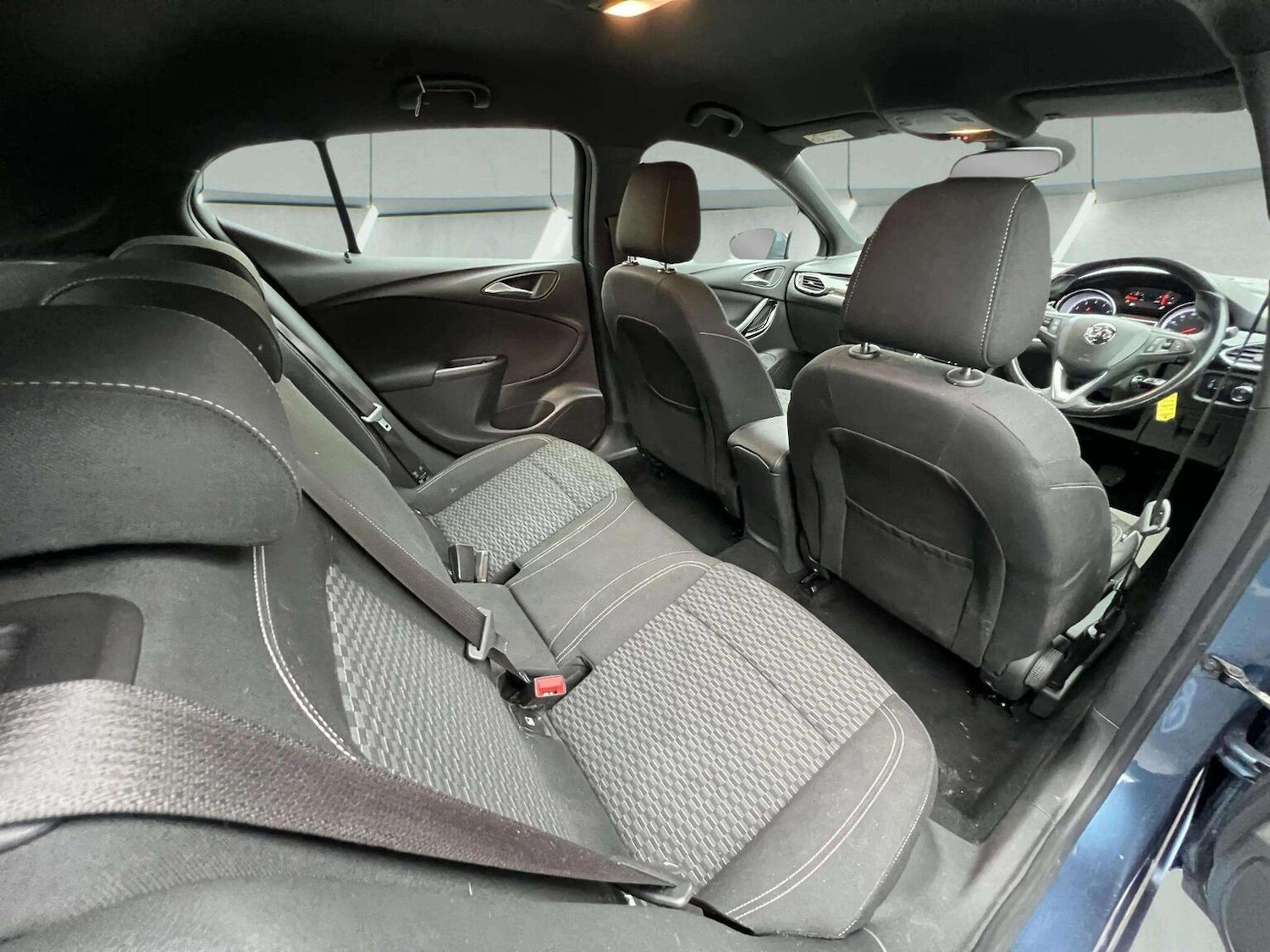 Used Vauxhall Astra 2017 for sale - 76566606: Photo 33