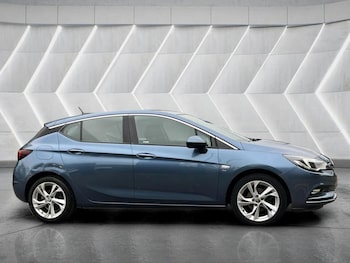 Used Vauxhall Astra 2017 for sale - 76566606: Photo