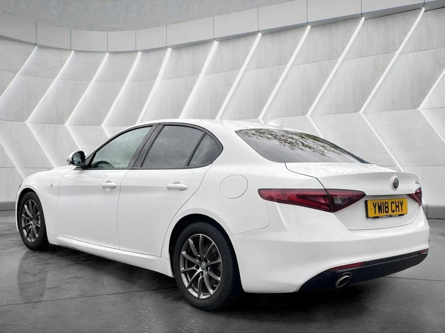 Used Alfa Romeo Giulia 2018 for sale - 76588480: Photo 10