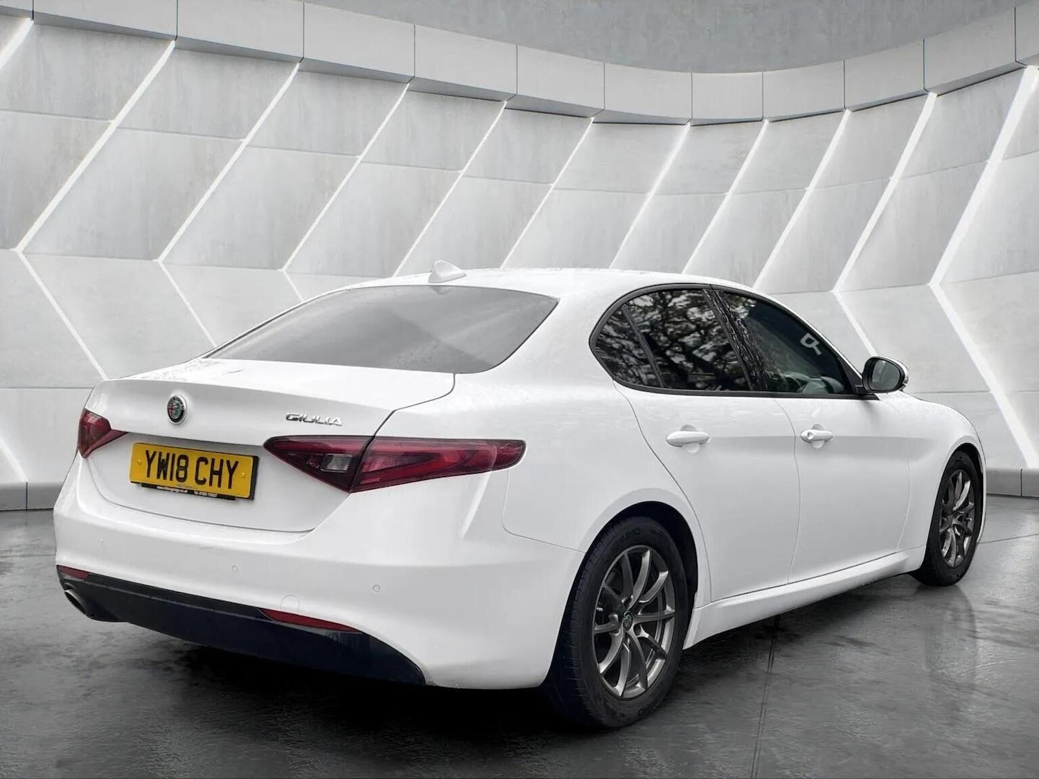 Used Alfa Romeo Giulia 2018 for sale - 76588480: Photo 16