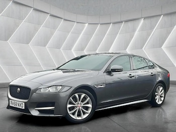 Used Jaguar XF 2018 for sale - 76566648: Photo