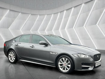 Used Jaguar XF 2018 for sale - 76566648: Photo
