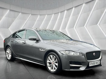 Used Jaguar XF 2018 for sale - 76566648: Photo
