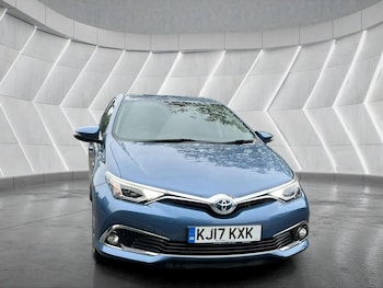 Used Toyota Auris 2017 for sale - 76598487: Photo