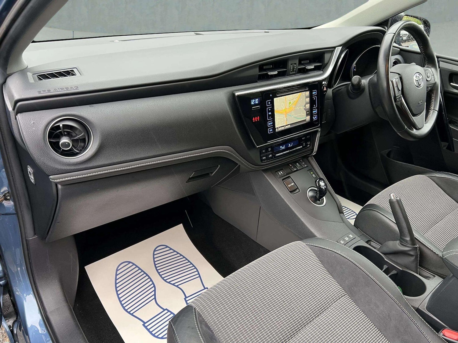 Used Toyota Auris 2017 for sale - 76598487: Photo 32