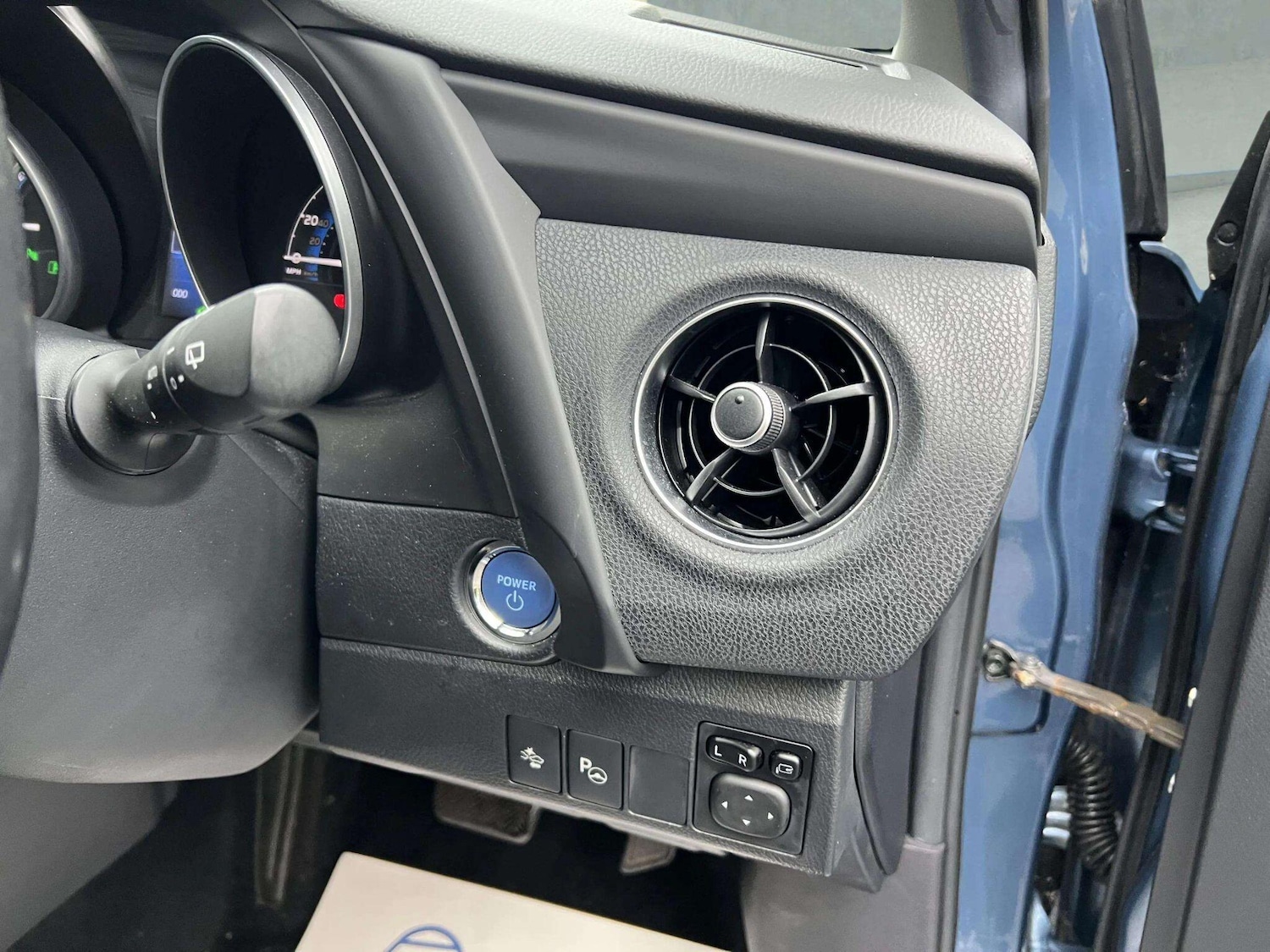 Used Toyota Auris 2017 for sale - 76598487: Photo 34