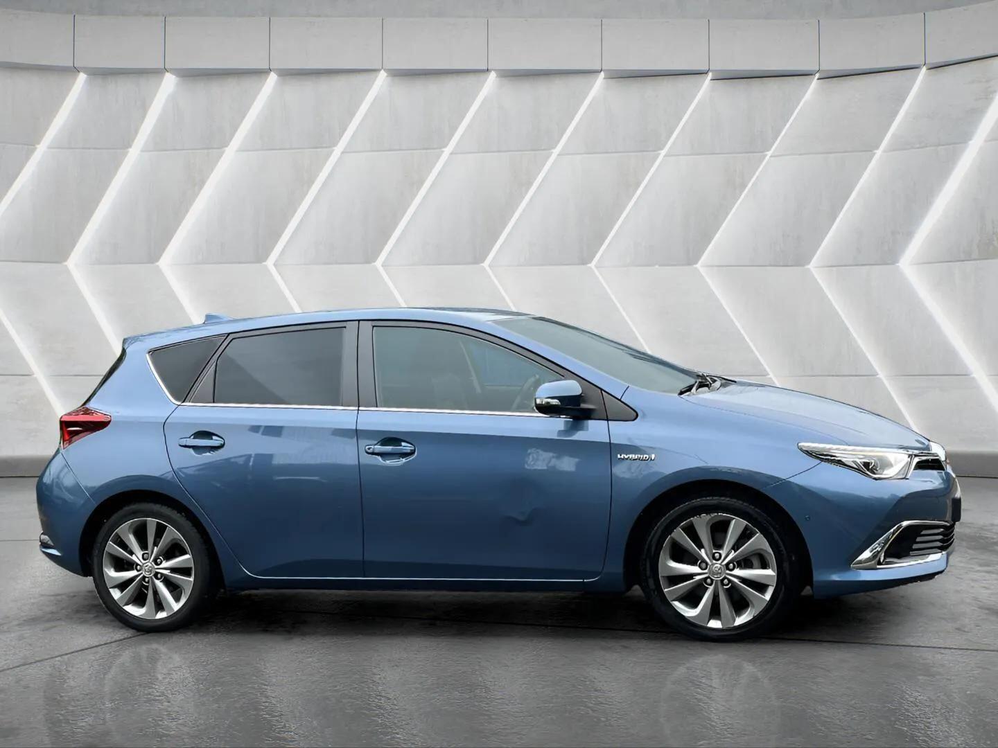 Used Toyota Auris 2017 for sale - 76598487: Photo 4